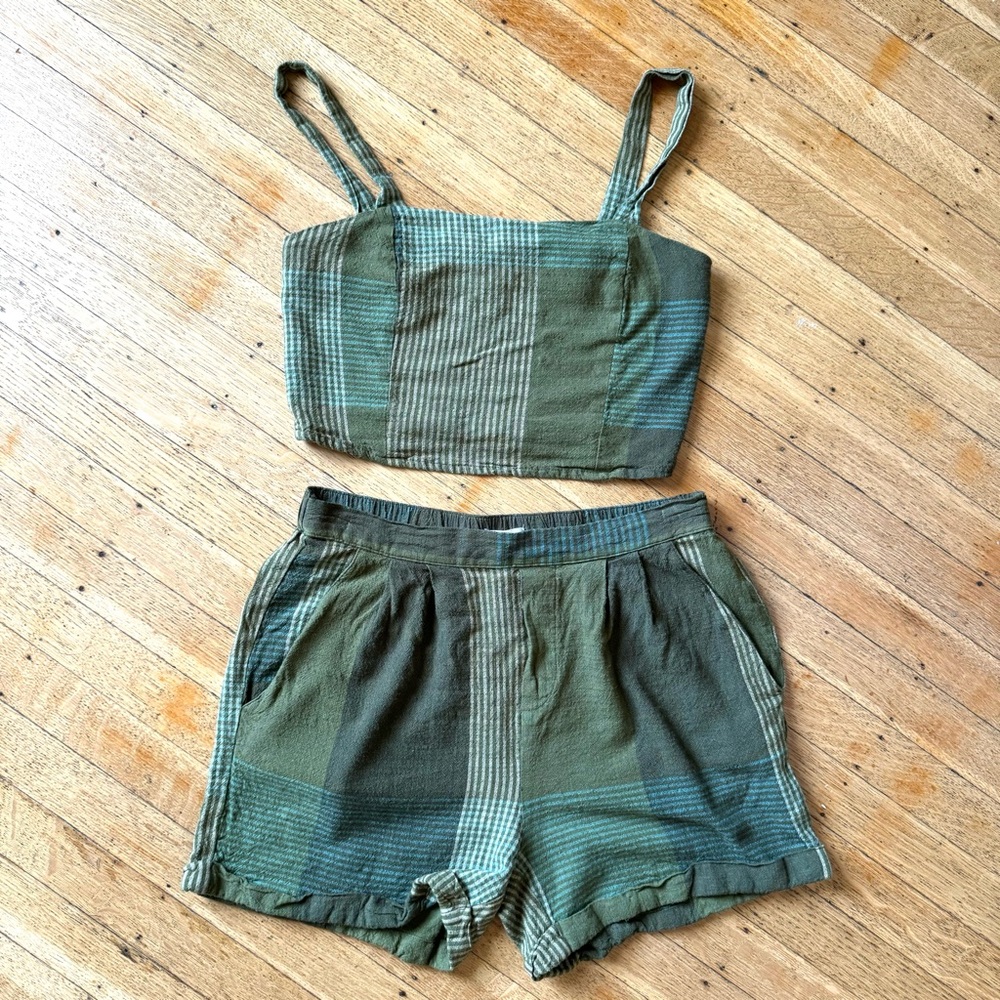 Aeropostale Green Plaid Tank & Short SET, M, adjustable straps, elastic waist